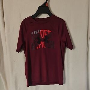 Under Armour Boys' Maroon Short Sleeve Tee